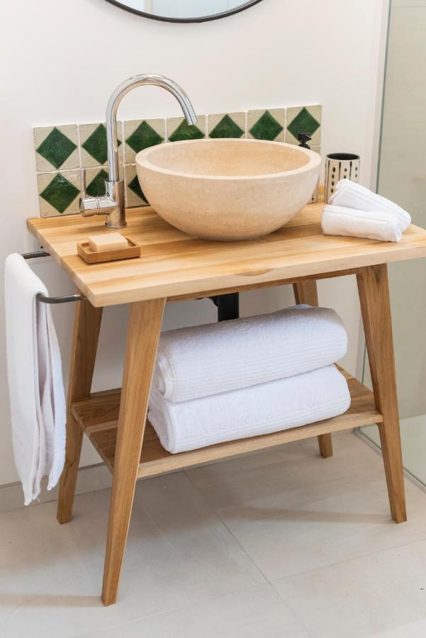 La Petite Ruche, 1 Bedroom Gite In The Luberon Apt Extérieur photo